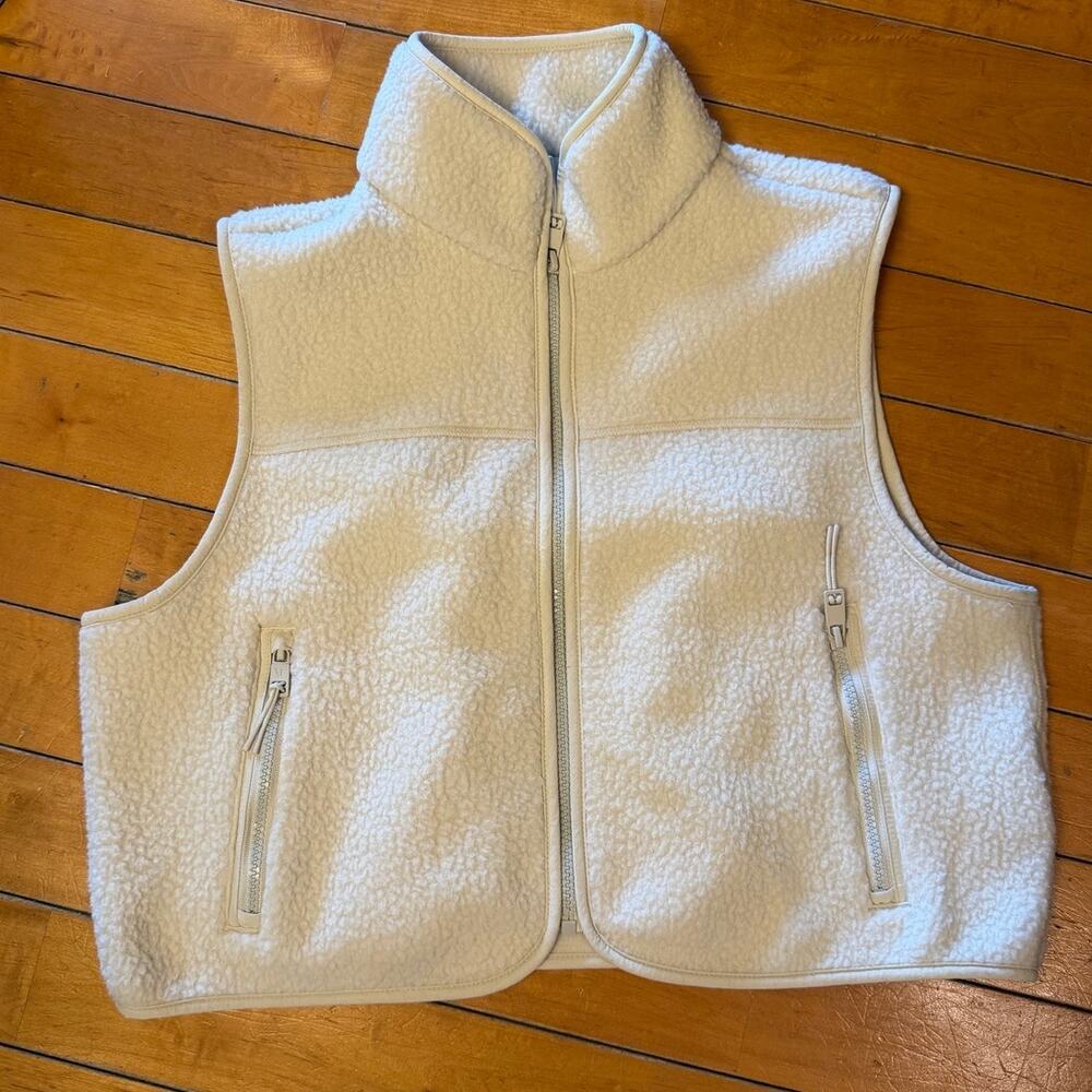 VUORI Alpine Bone Ivory Sherpa Fleece Zippered Vest Size S - Picture 2 of 5